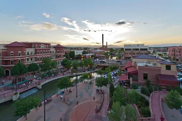 Pueblo